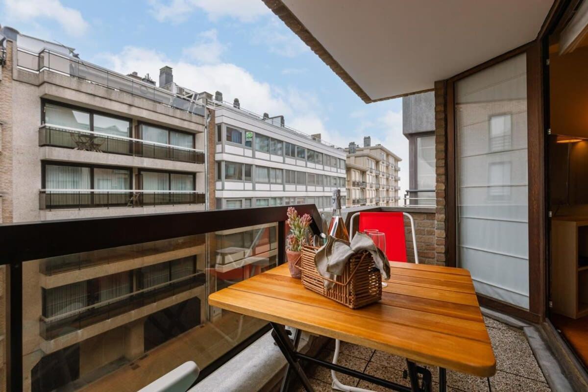Huswell - Authentic Apartment With Terraces And Parking クノック・ヘイスト エクステリア 写真